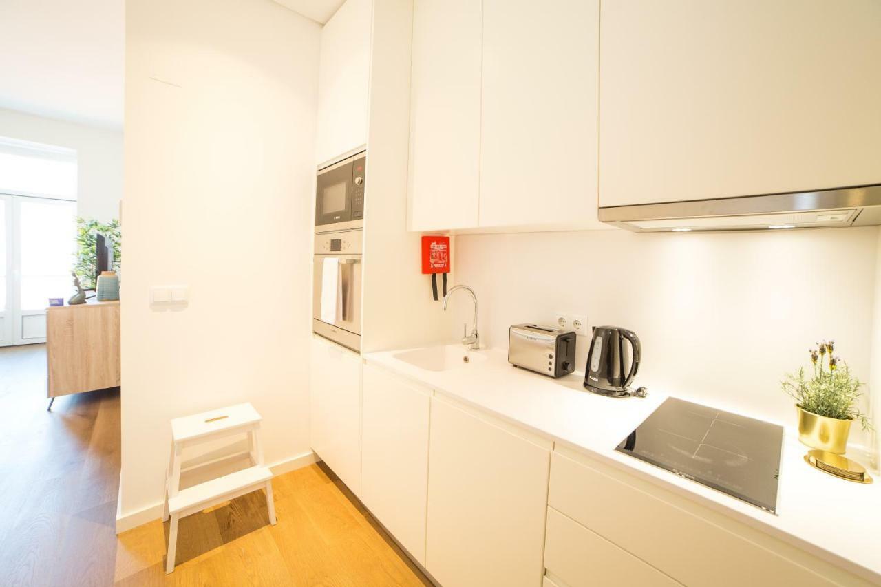 Flh Restauradores Modern Studios Лиссабон Экстерьер фото